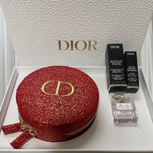 Dior travel case gift set